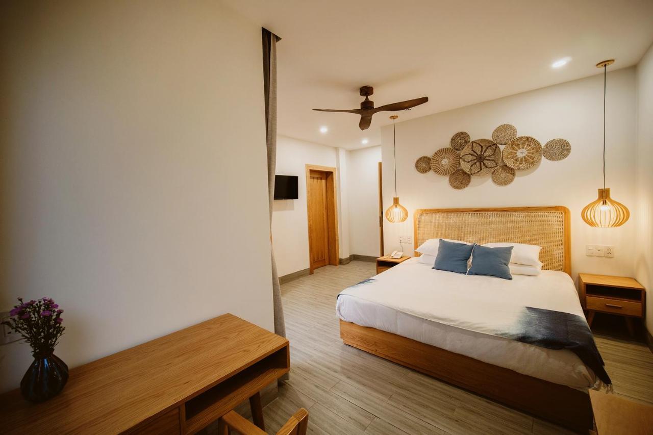 The Watermark Beachside Hotel Hoi An Exterior photo